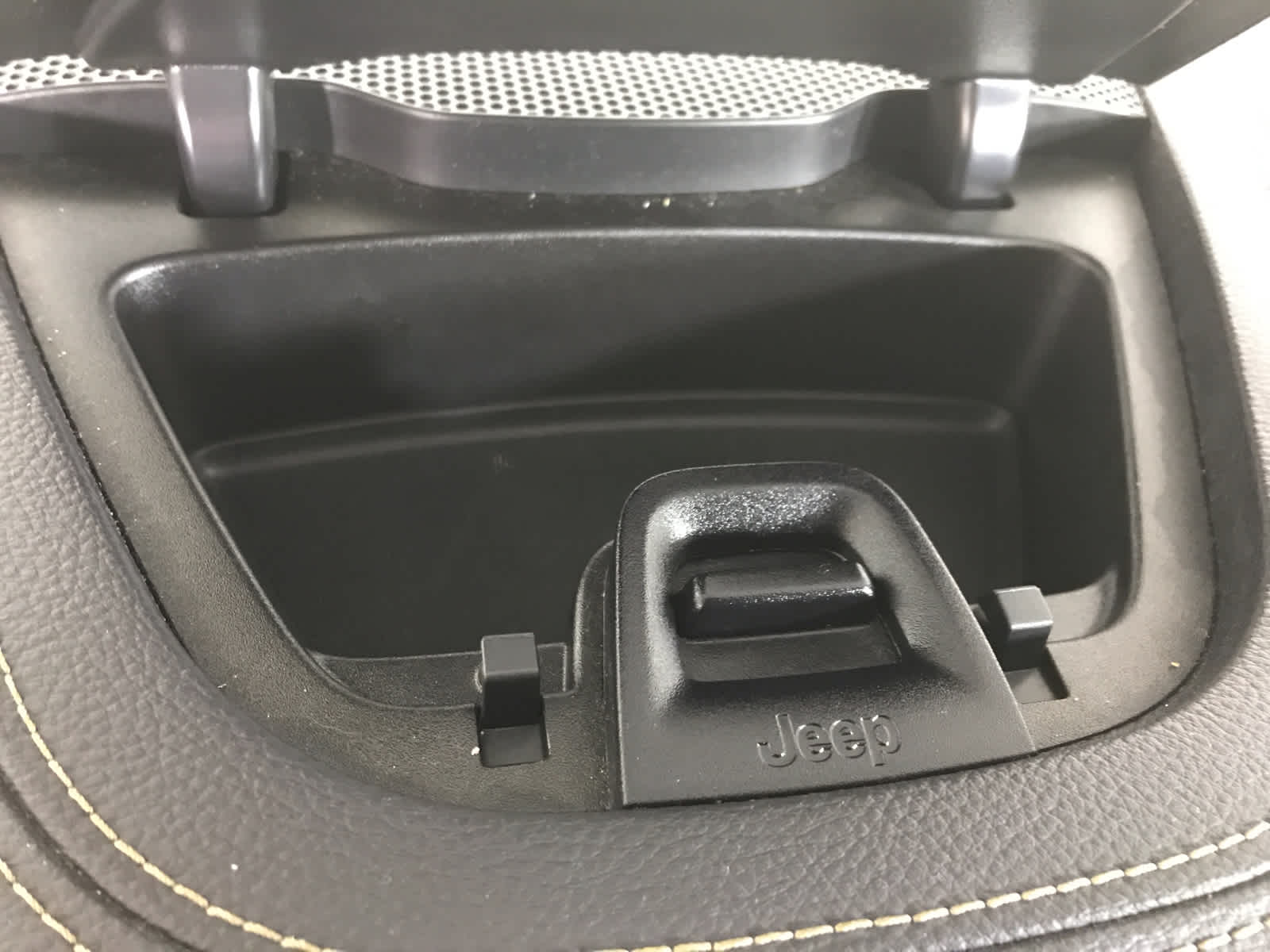 used 2018 Jeep Cherokee car, priced at $13,900
