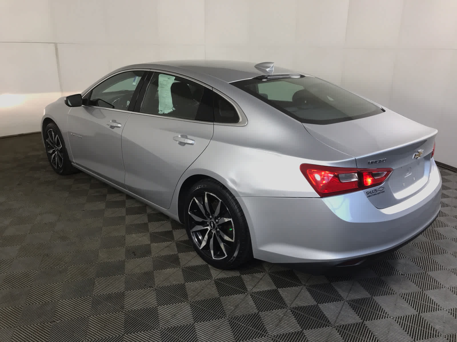 used 2017 Chevrolet Malibu car, priced at $11,900