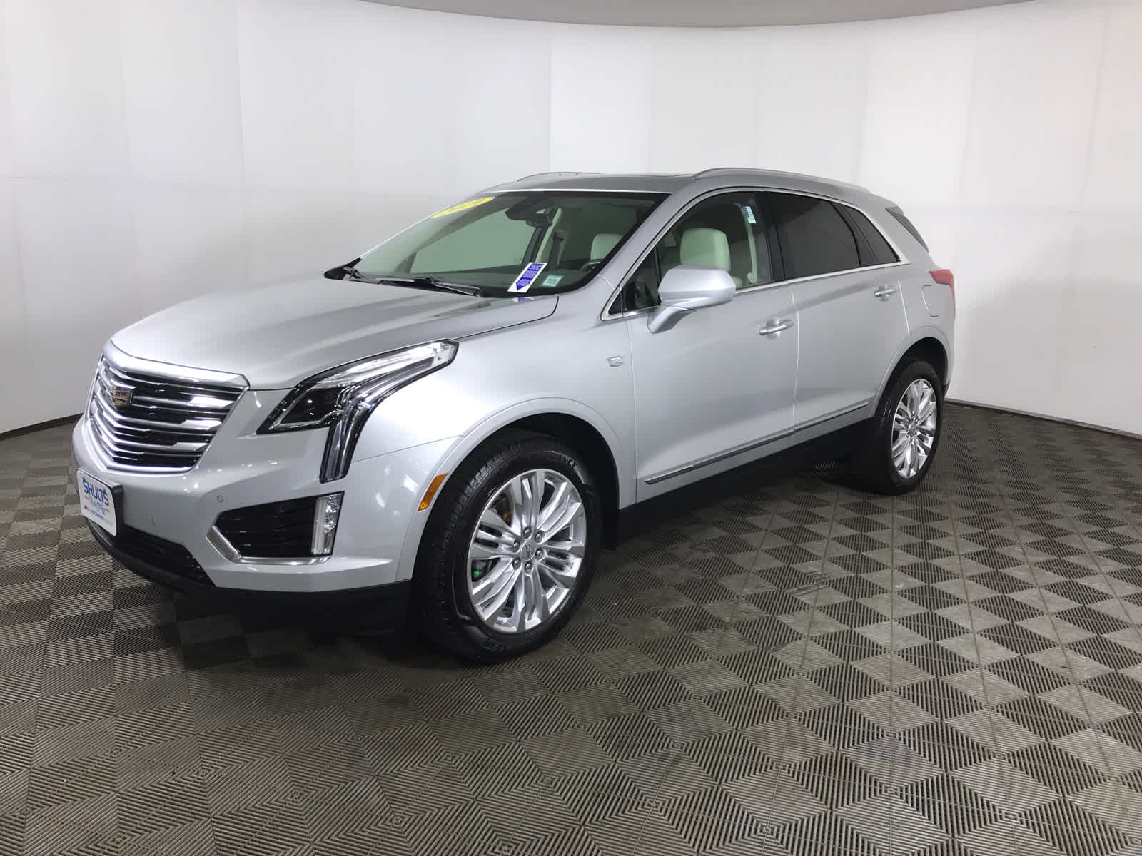 used 2019 Cadillac XT5 car, priced at $24,900