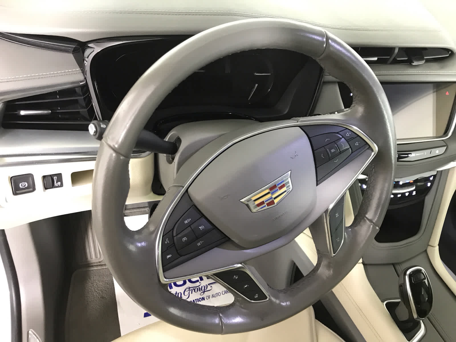 used 2019 Cadillac XT5 car, priced at $24,900