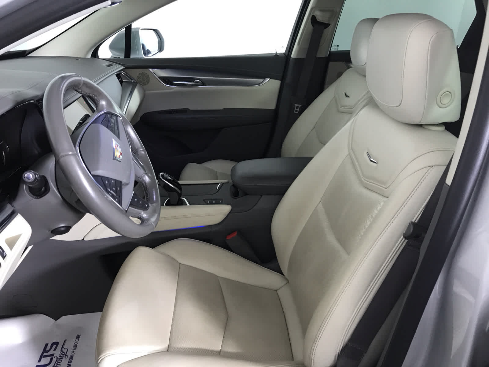 used 2019 Cadillac XT5 car, priced at $24,900