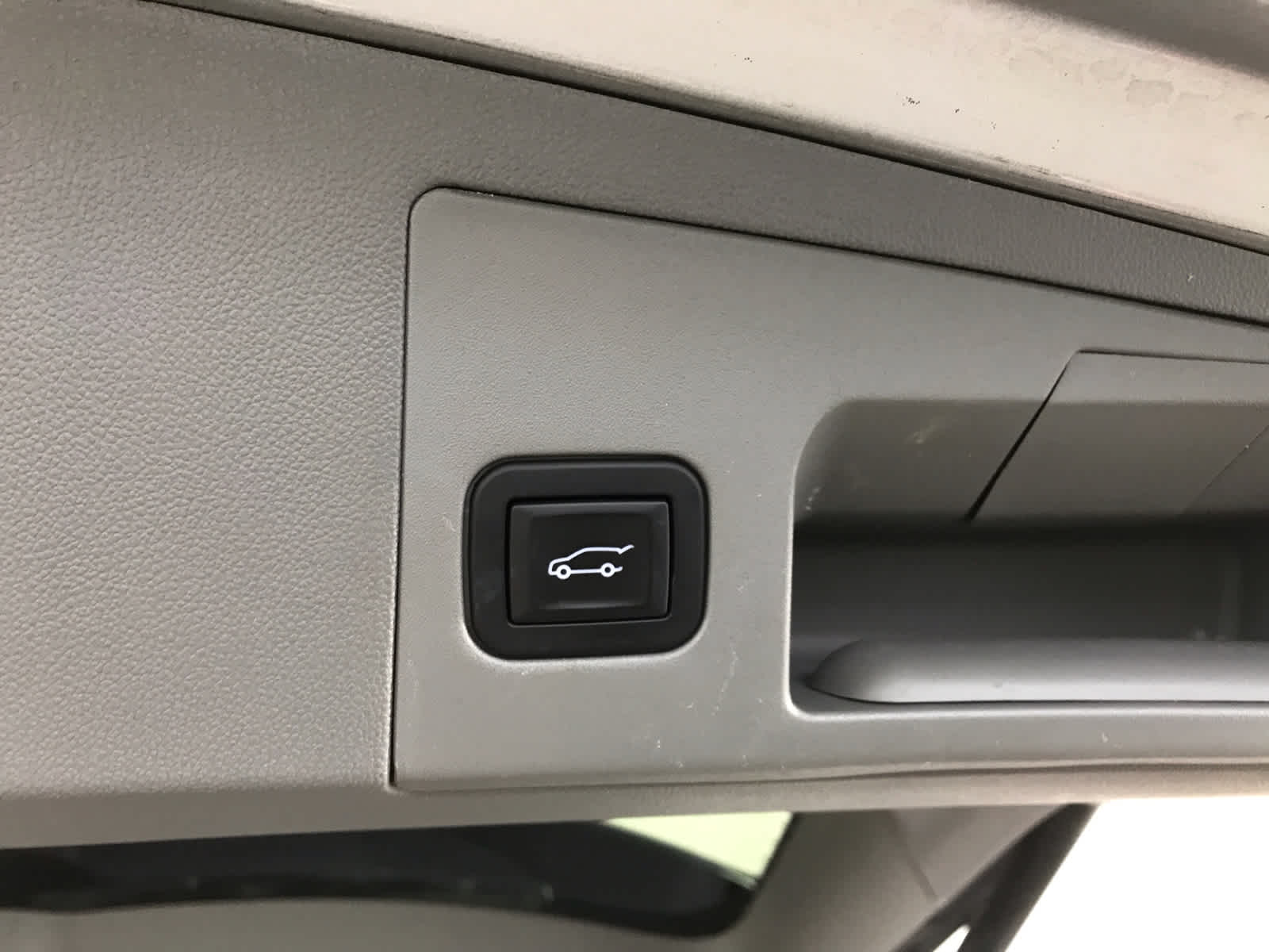 used 2019 Cadillac XT5 car, priced at $24,900