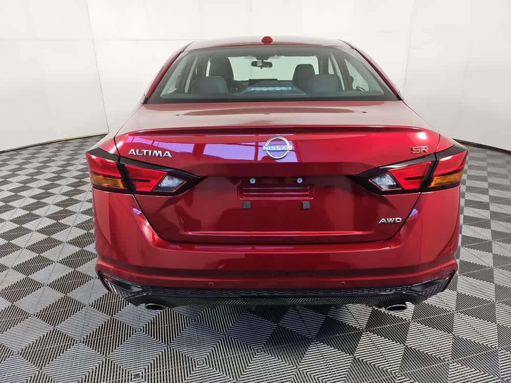 new 2025 Nissan Altima car, priced at $33,999