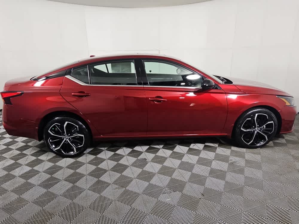 new 2025 Nissan Altima car, priced at $33,999