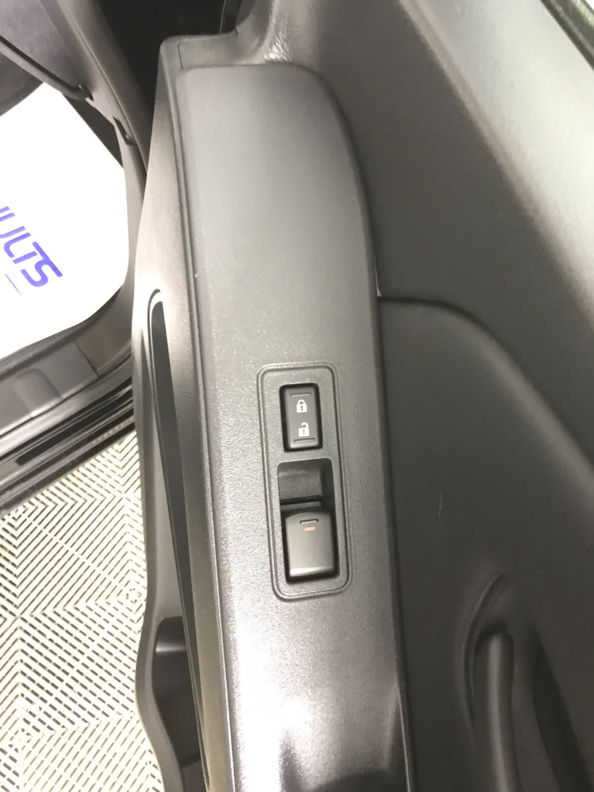 used 2022 Nissan Frontier car, priced at $27,900