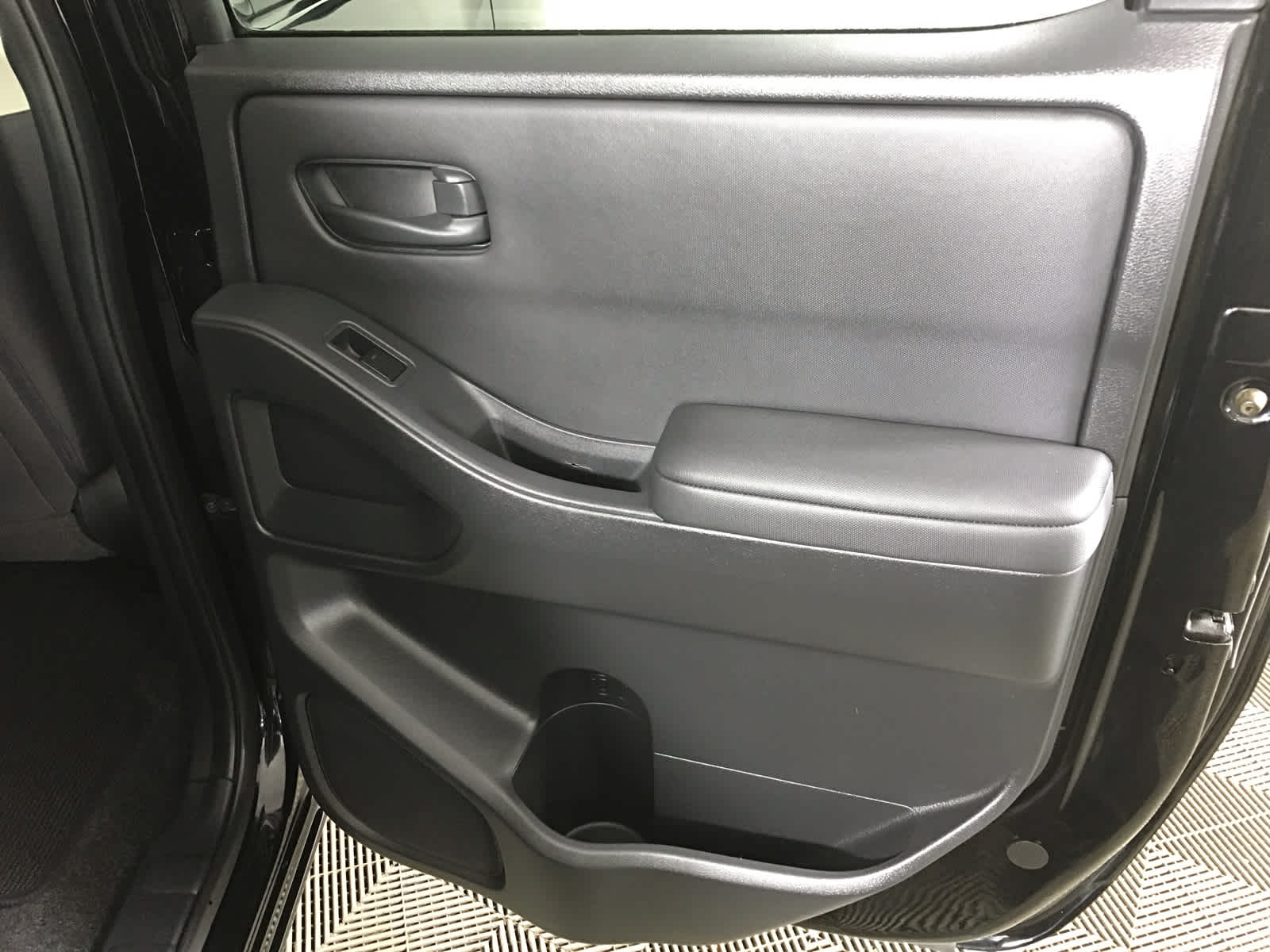 used 2022 Nissan Frontier car, priced at $27,900
