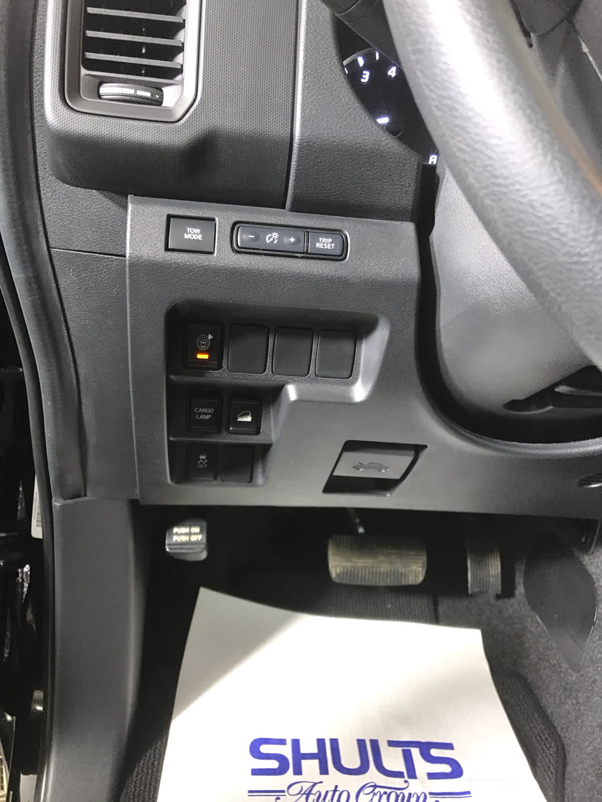 used 2022 Nissan Frontier car, priced at $27,900