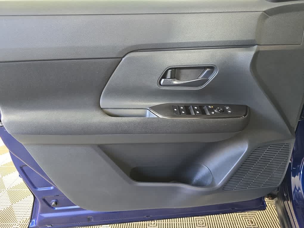 used 2025 Nissan Kicks car, priced at $22,400