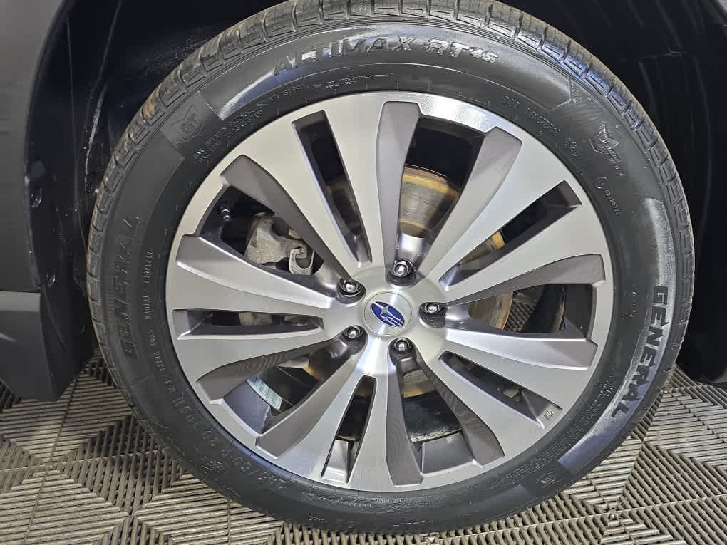 used 2022 Subaru Ascent car, priced at $25,900