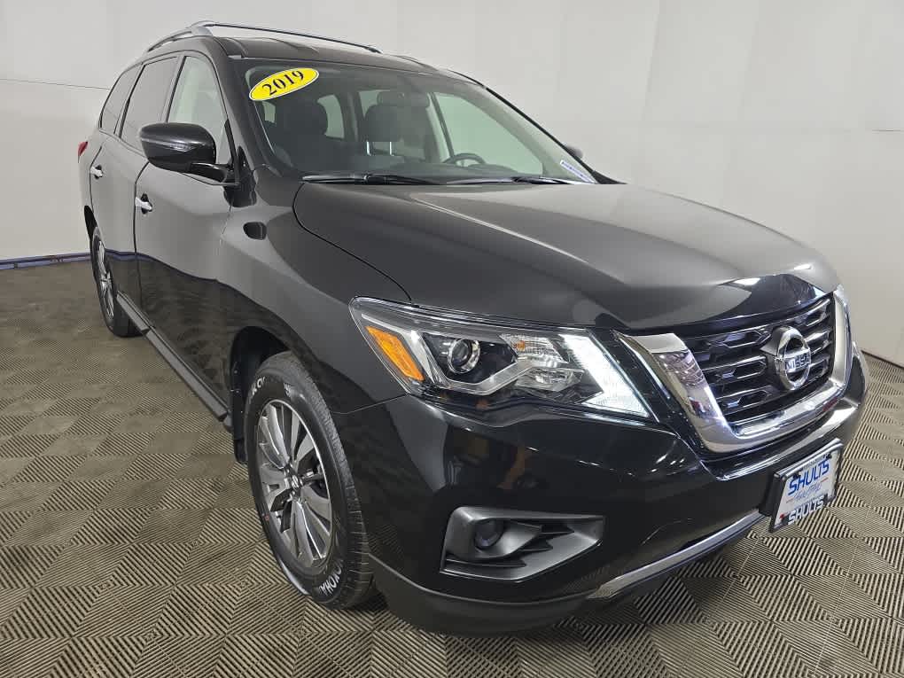used 2019 Nissan Pathfinder car, priced at $17,900