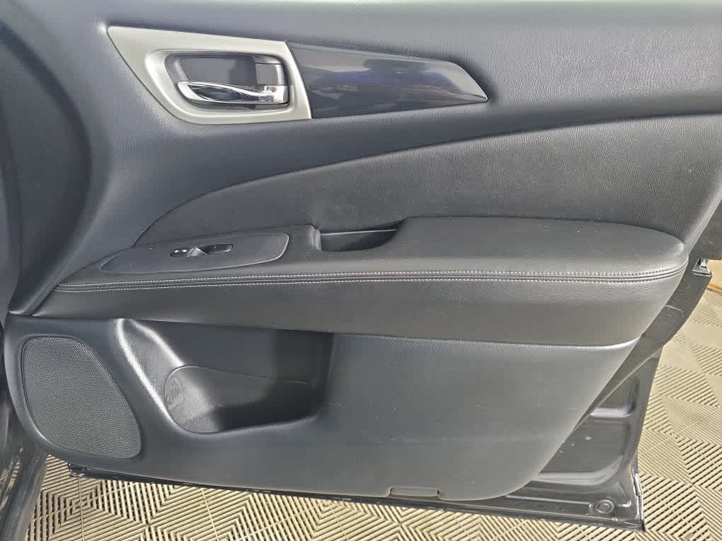 used 2019 Nissan Pathfinder car, priced at $17,900