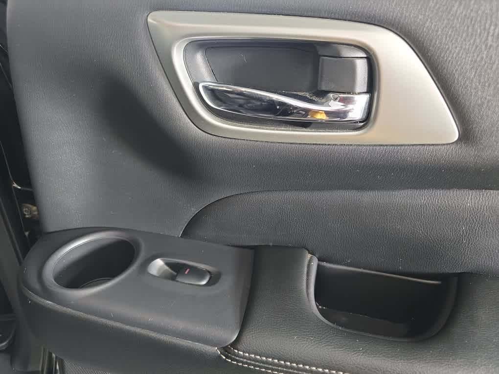 used 2019 Nissan Pathfinder car, priced at $17,900
