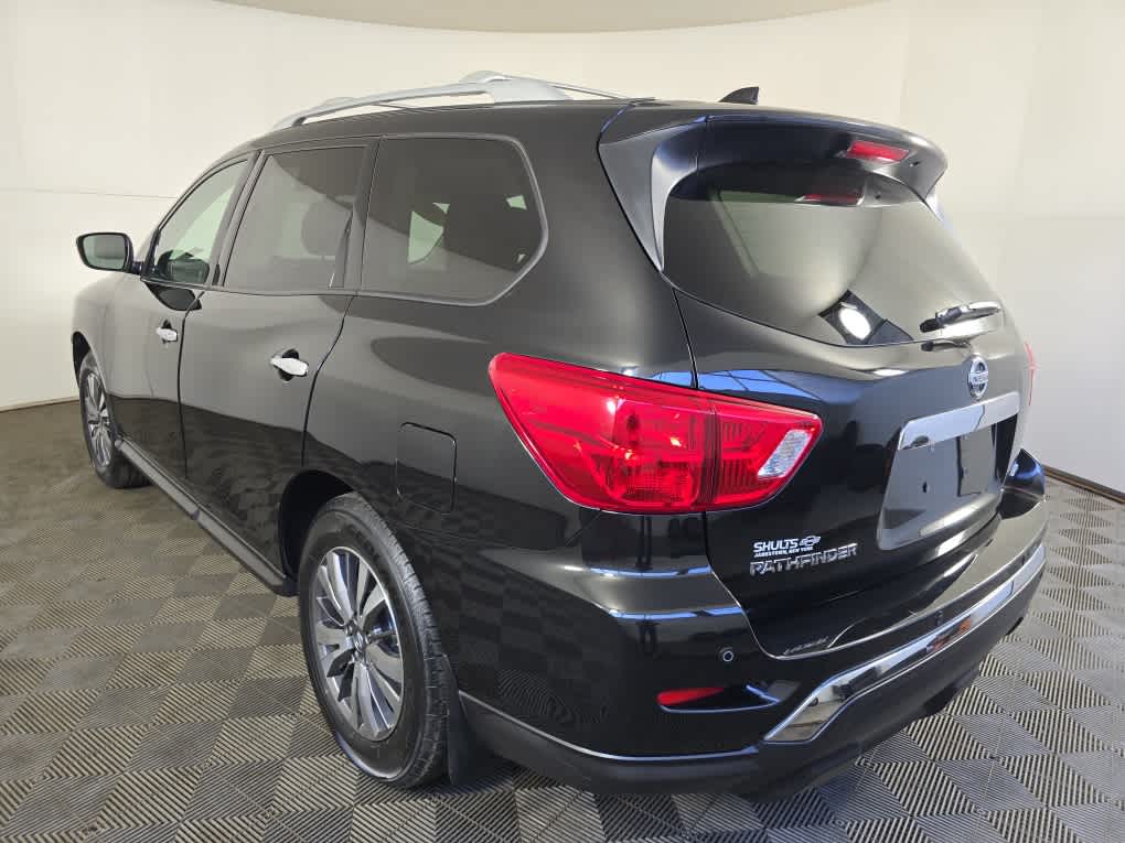 used 2019 Nissan Pathfinder car, priced at $17,900