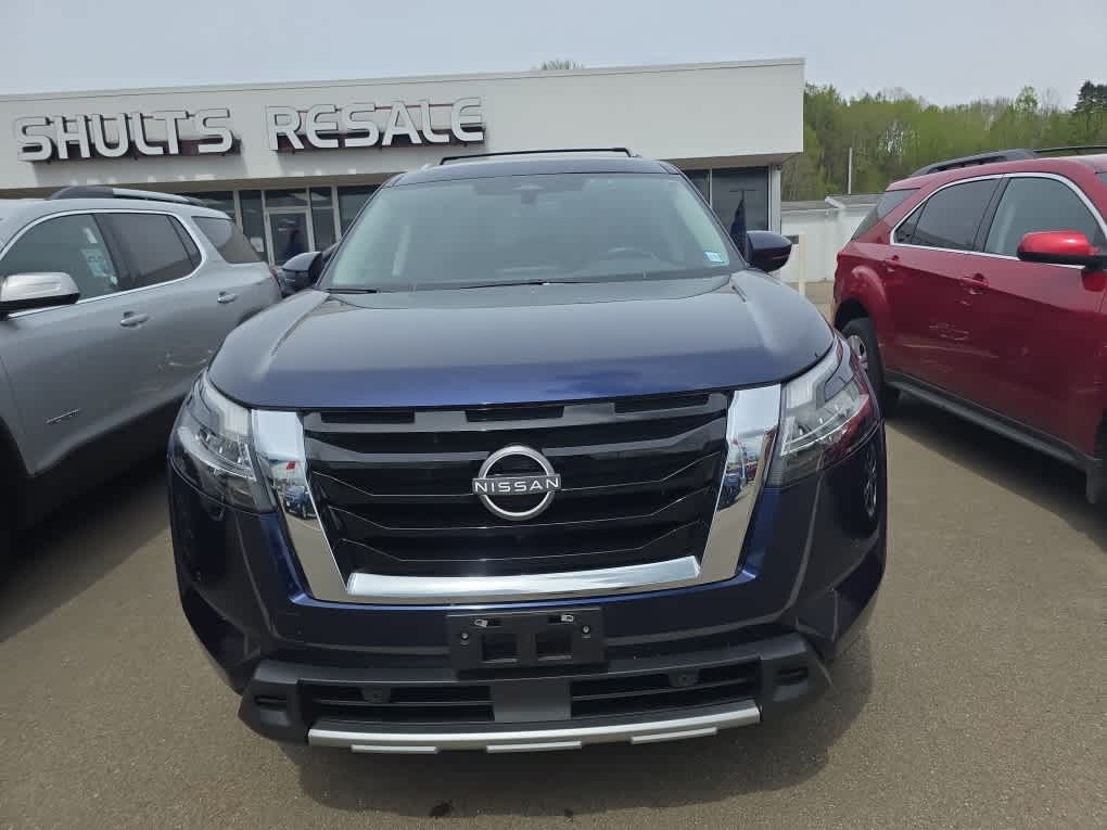 used 2024 Nissan Pathfinder car, priced at $39,900