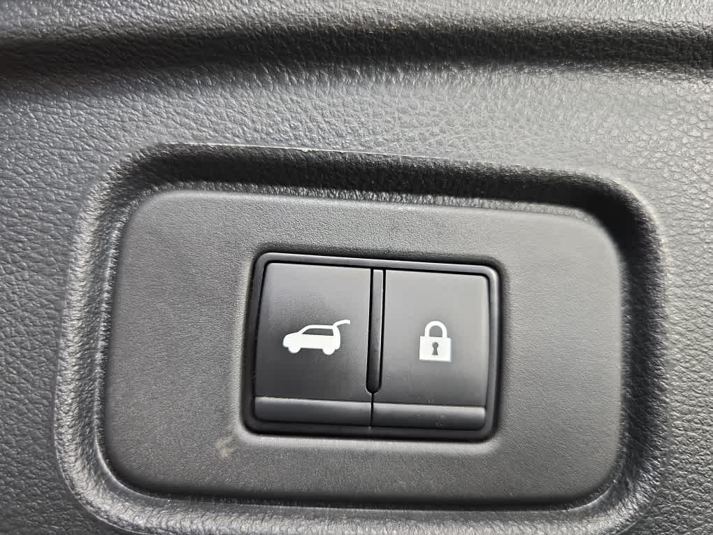 used 2024 Nissan Pathfinder car, priced at $39,900