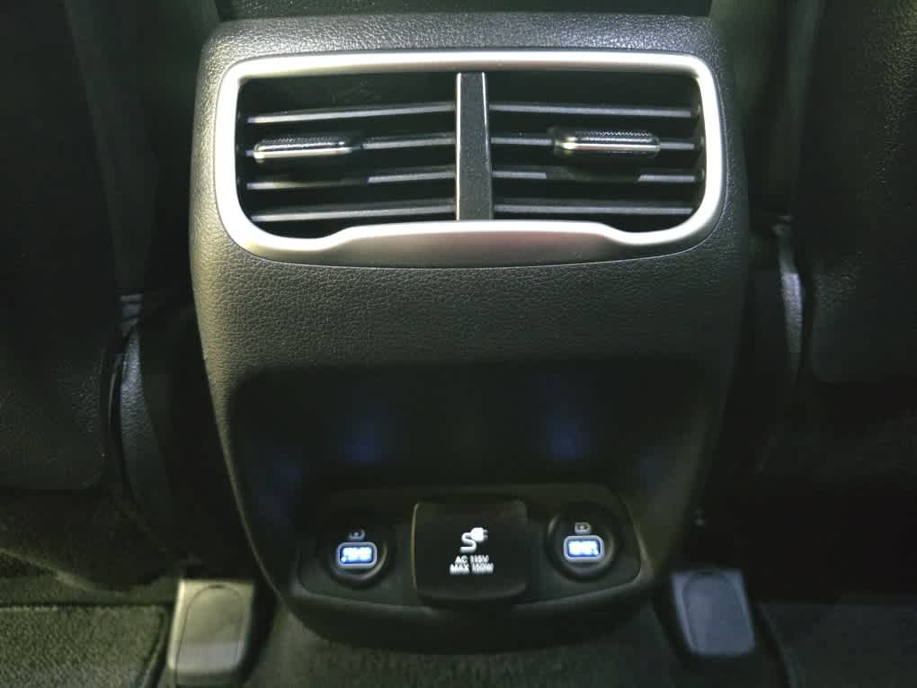 used 2022 Hyundai Santa Fe car, priced at $29,900