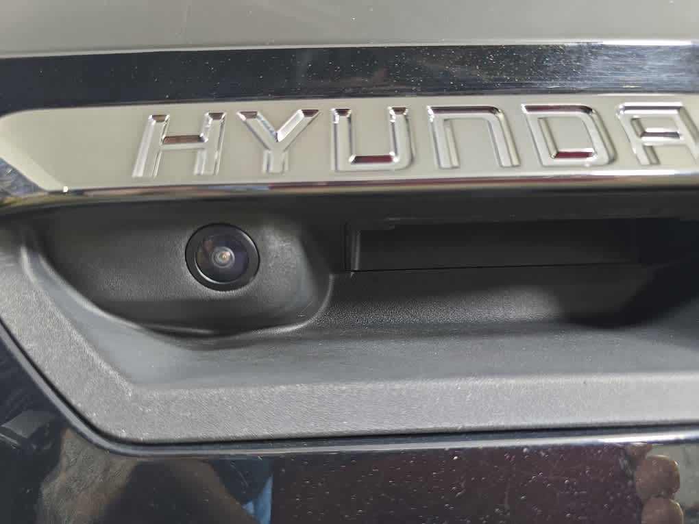 used 2022 Hyundai Santa Cruz car, priced at $27,900