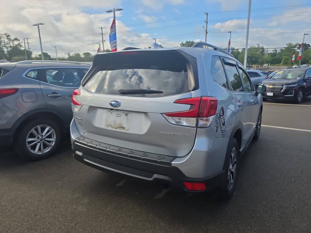 used 2021 Subaru Forester car