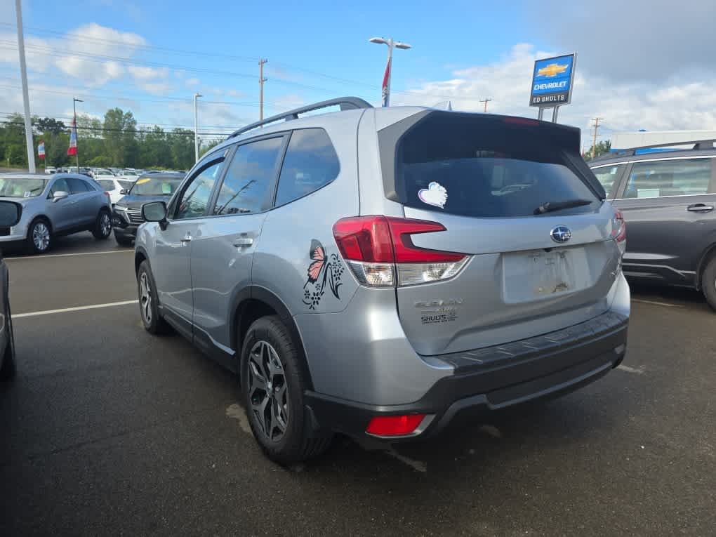 used 2021 Subaru Forester car