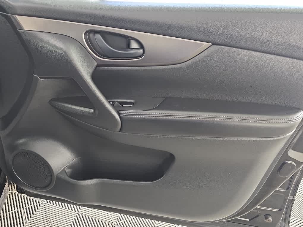 used 2018 Nissan Rogue Sport car, priced at $13,900