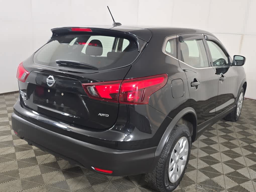 used 2018 Nissan Rogue Sport car, priced at $13,900