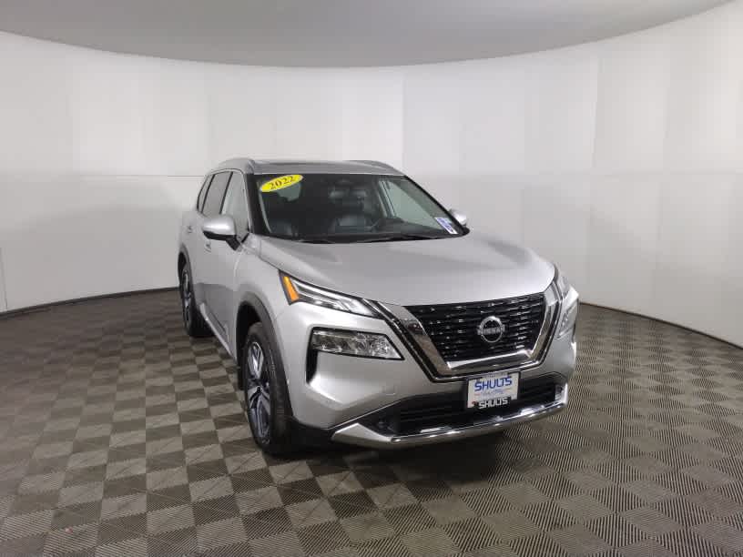 used 2022 Nissan Rogue car, priced at $25,900