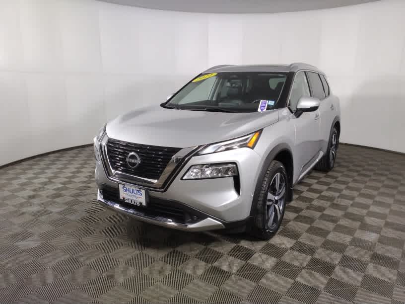 used 2022 Nissan Rogue car, priced at $25,900