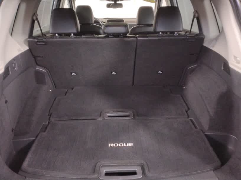 used 2022 Nissan Rogue car, priced at $25,900