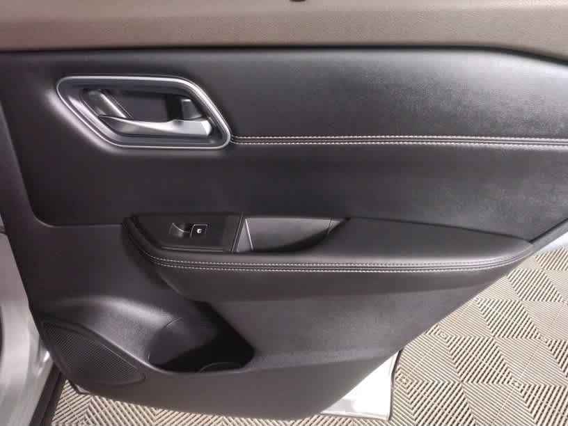 used 2022 Nissan Rogue car, priced at $25,900