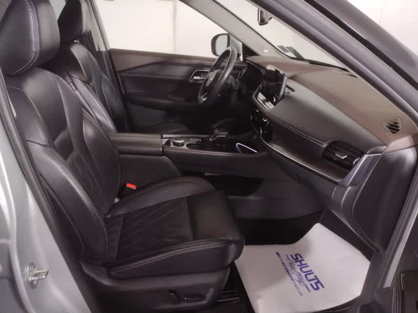 used 2022 Nissan Rogue car, priced at $25,900