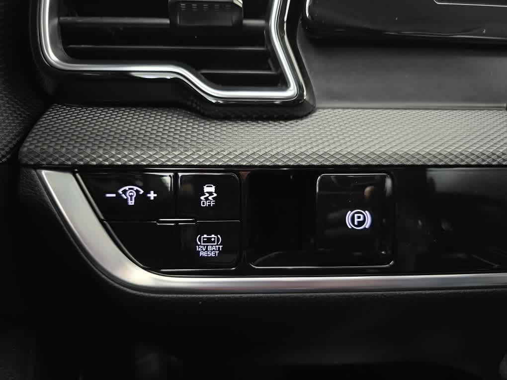 used 2023 Kia Sportage Hybrid car, priced at $24,500