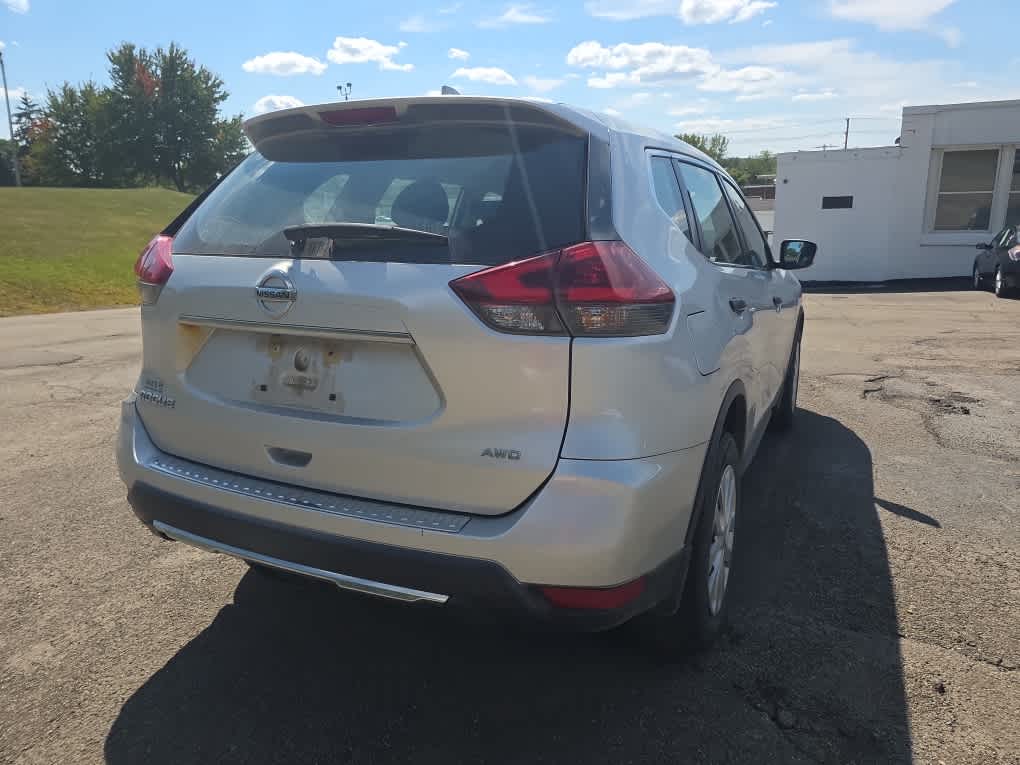 used 2019 Nissan Rogue car, priced at $14,900