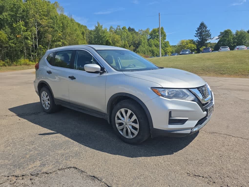 used 2019 Nissan Rogue car, priced at $14,900