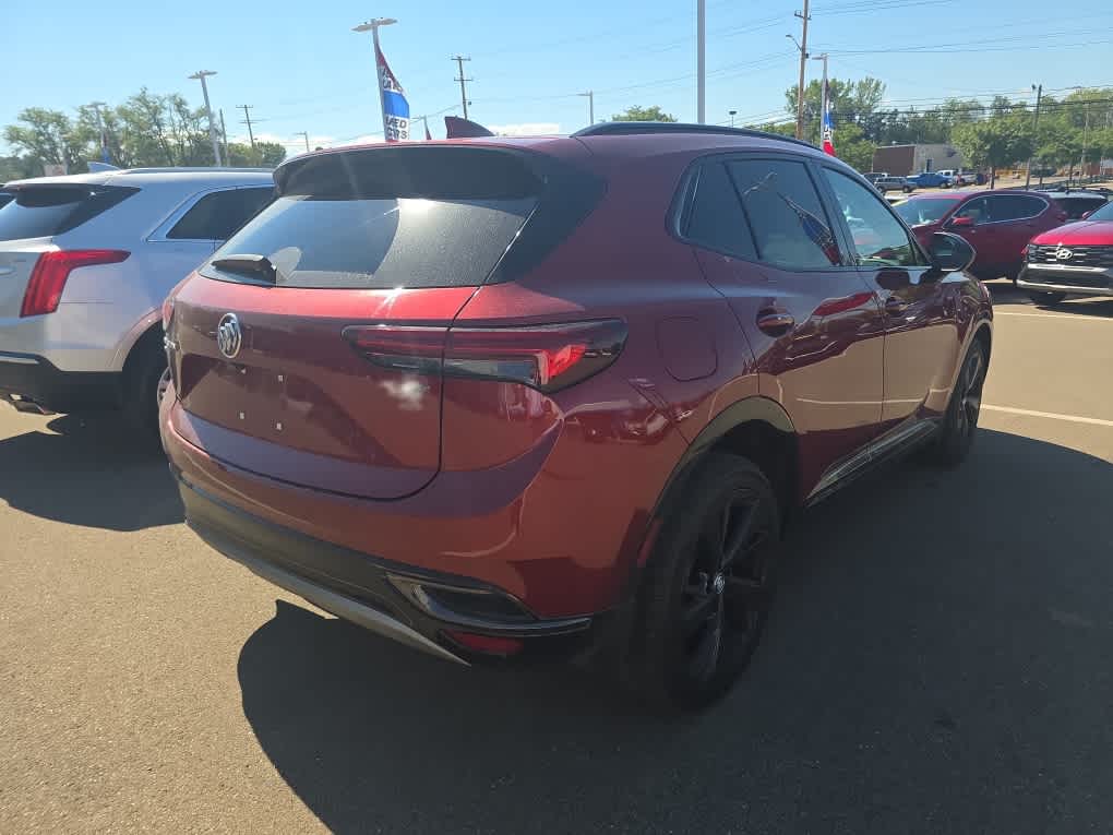 used 2022 Buick Envision car, priced at $26,500